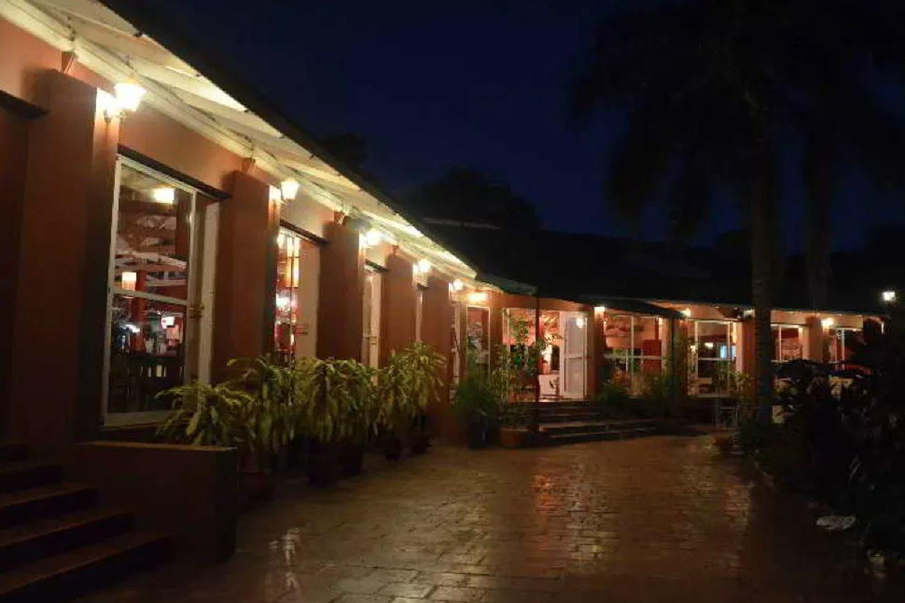 פוארטו איגואסו Iguazu Inn Hostel מראה חיצוני תמונה