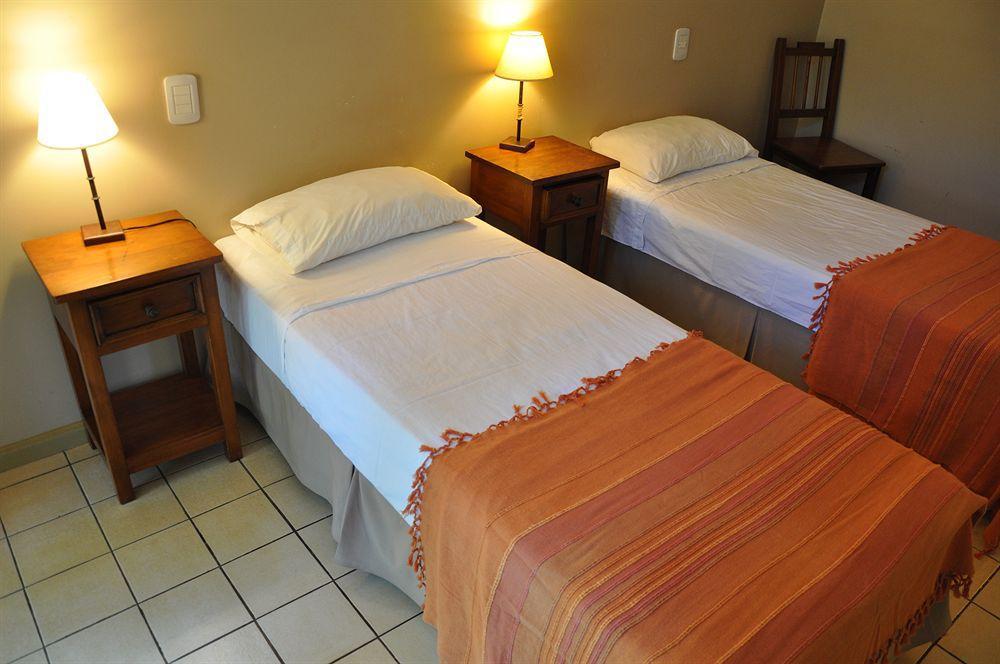 פוארטו איגואסו Iguazu Inn Hostel מראה חיצוני תמונה