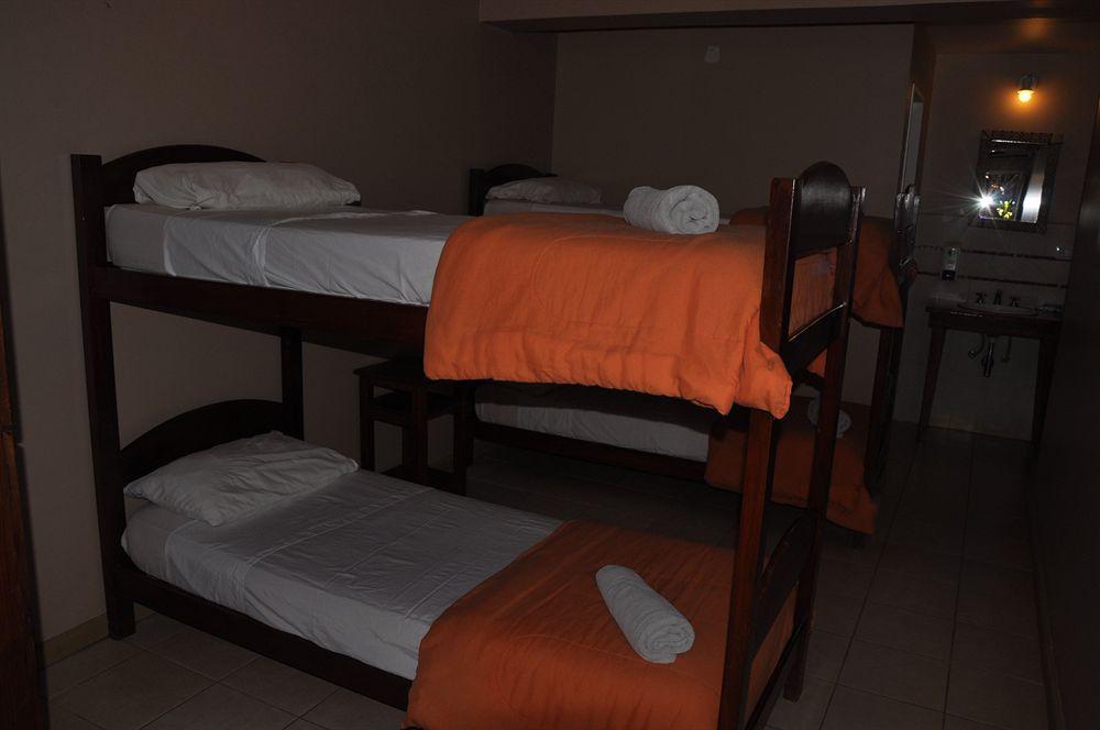 פוארטו איגואסו Iguazu Inn Hostel מראה חיצוני תמונה