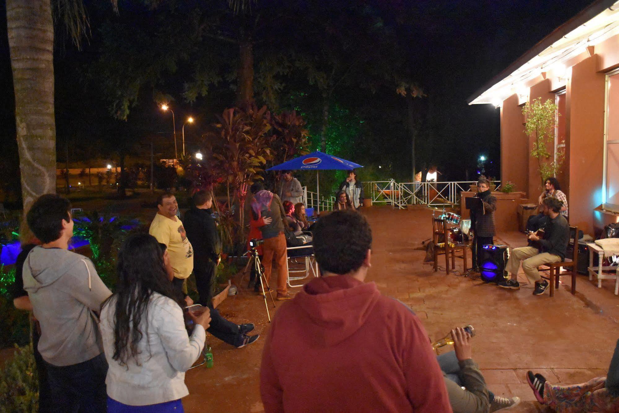 פוארטו איגואסו Iguazu Inn Hostel מראה חיצוני תמונה
