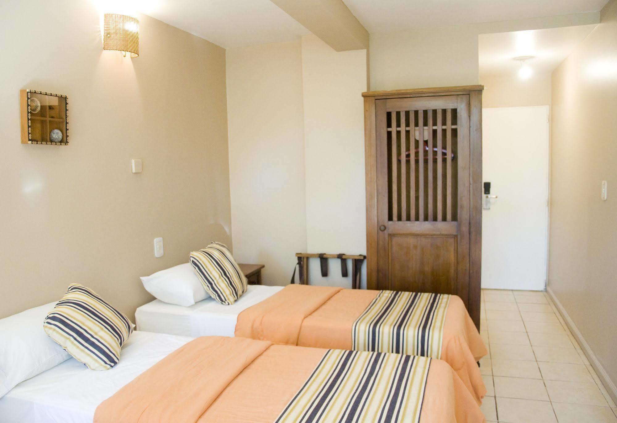 פוארטו איגואסו Iguazu Inn Hostel מראה חיצוני תמונה