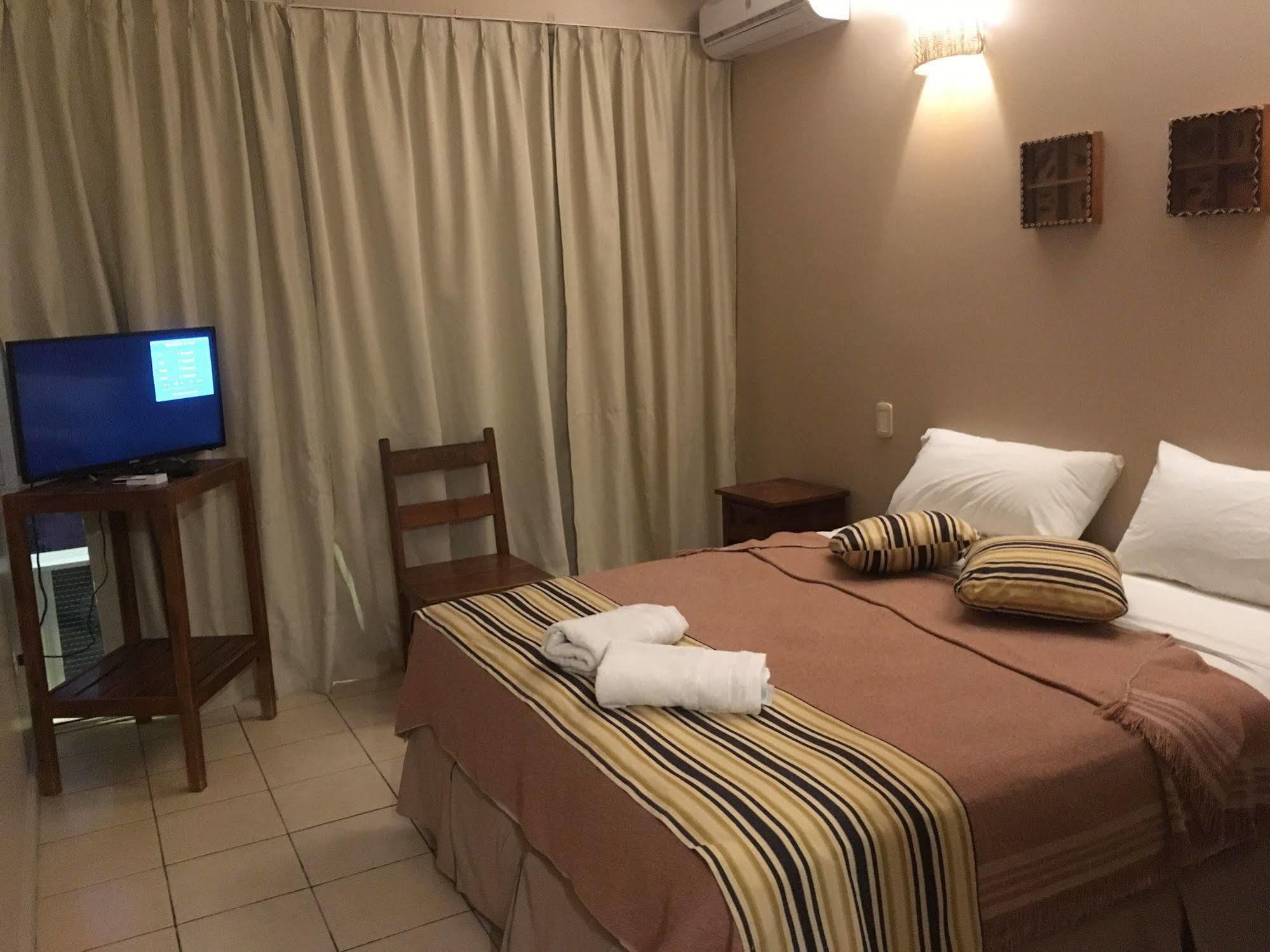 פוארטו איגואסו Iguazu Inn Hostel מראה חיצוני תמונה
